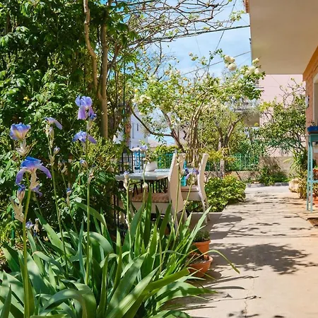 Giuseppe- Terrace Apartment